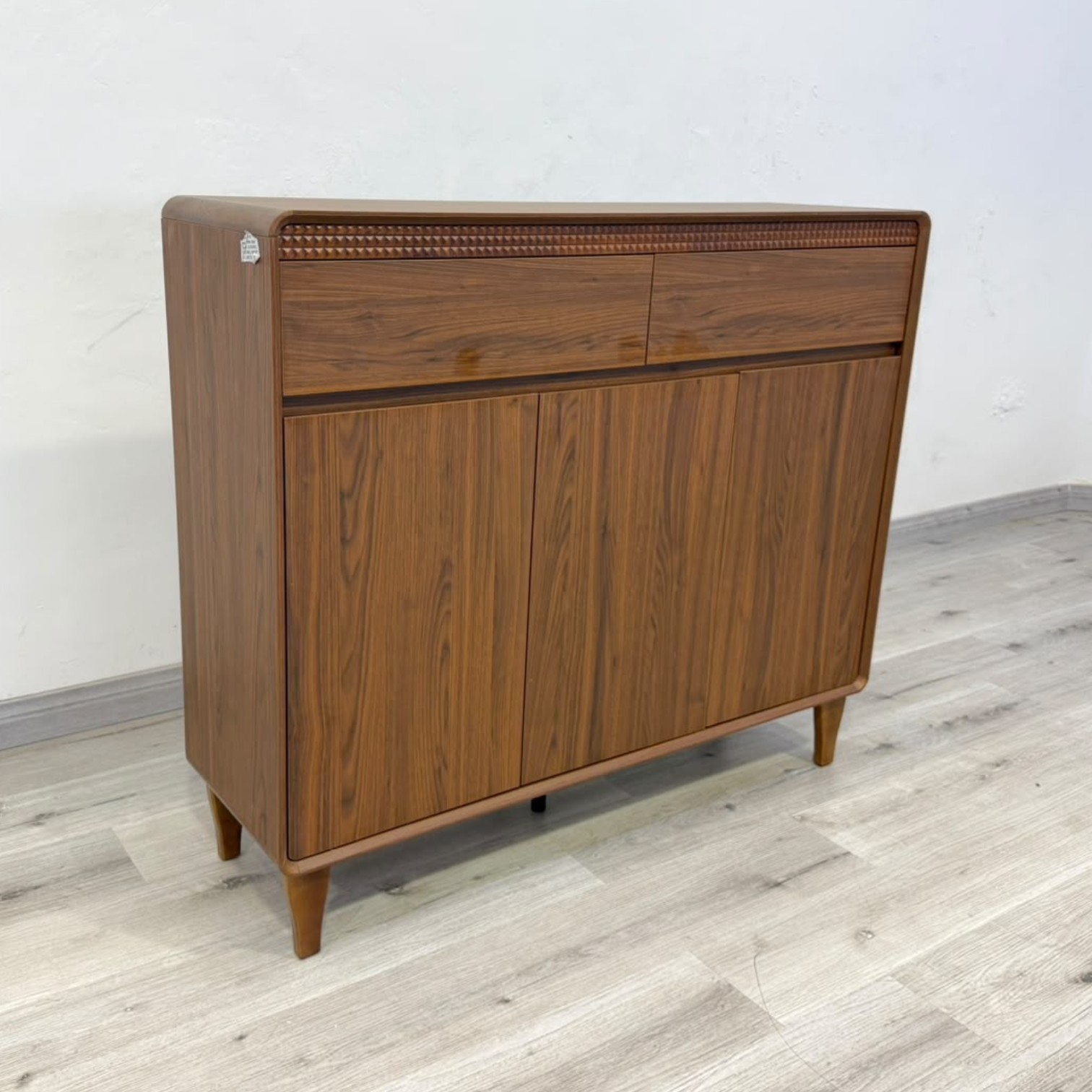 Amara 1.4M Cabinet