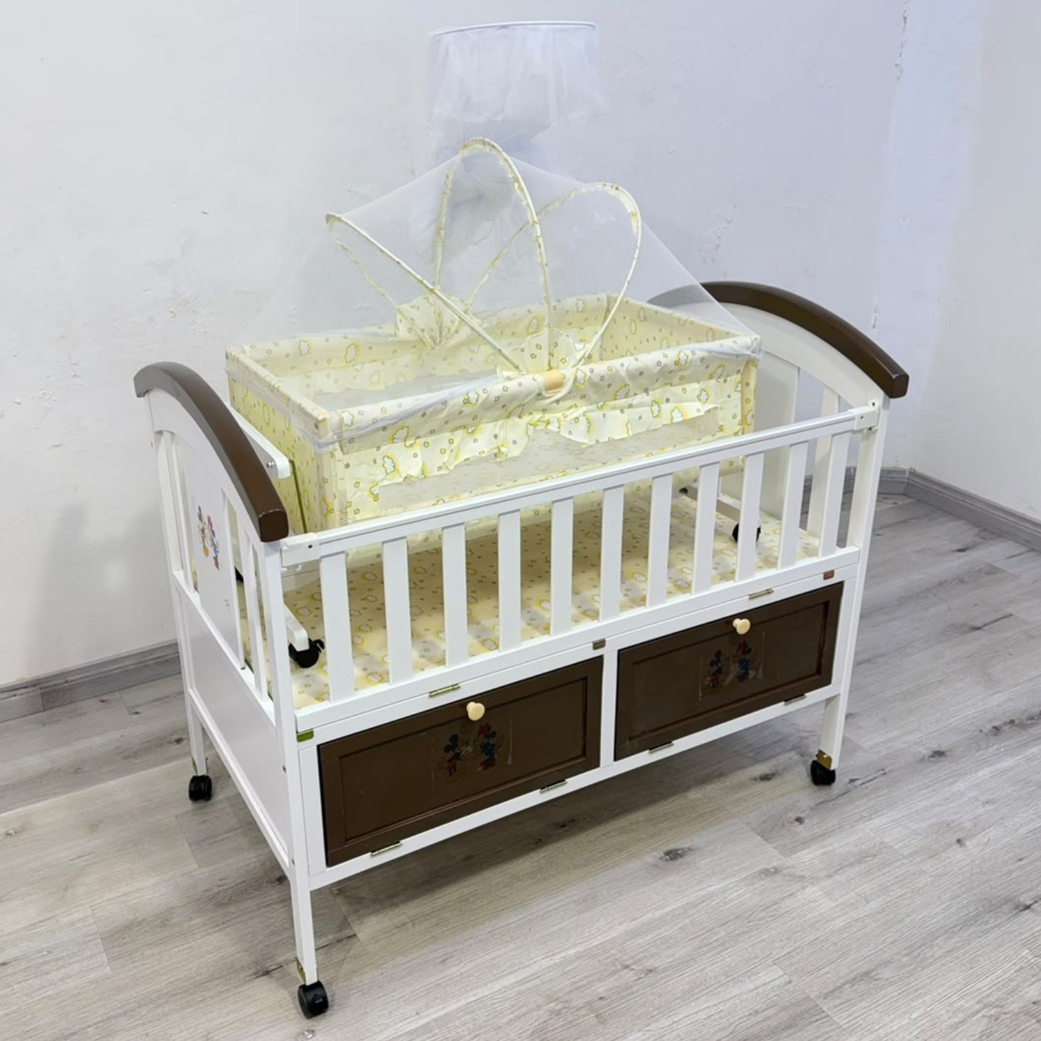 Rosie Baby Cot